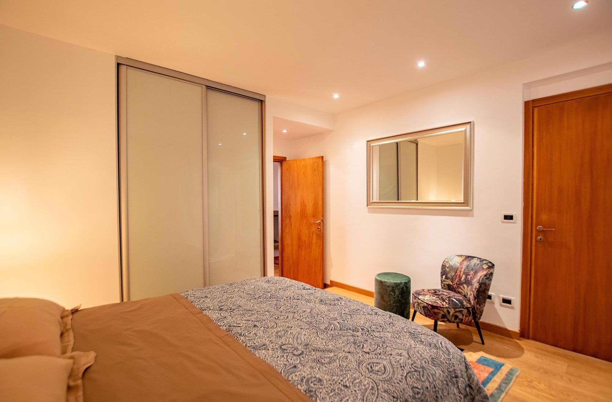 White Tower Guesthouse ตรีเอสเต ภายนอก รูปภาพ