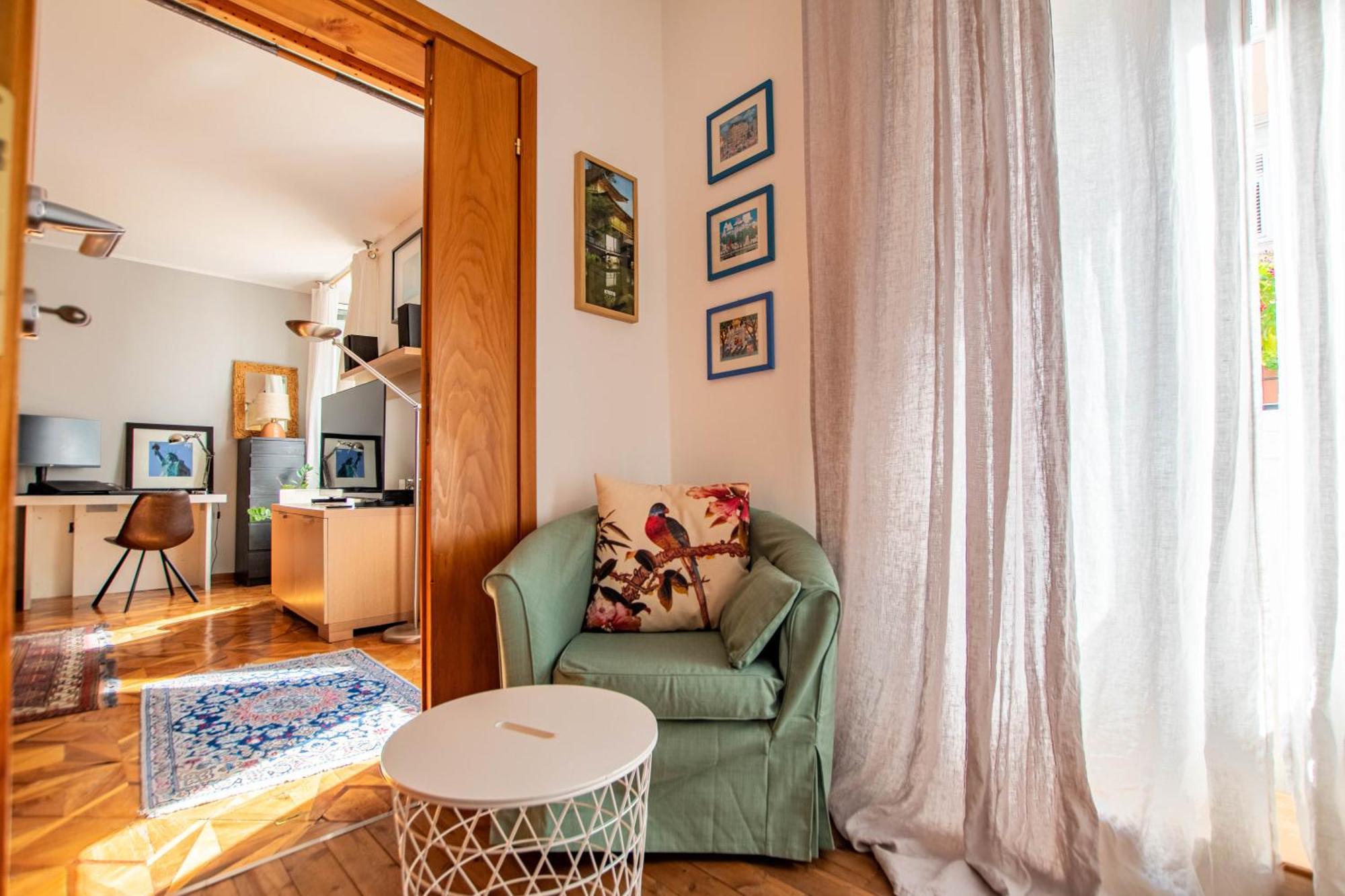 White Tower Guesthouse ตรีเอสเต ภายนอก รูปภาพ
